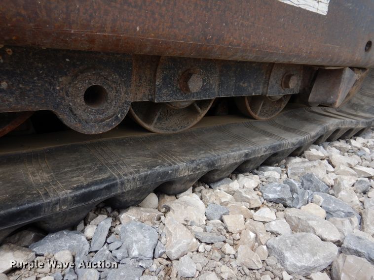 image for item IQ9711 2008 Vermeer RTX1250  cable plow