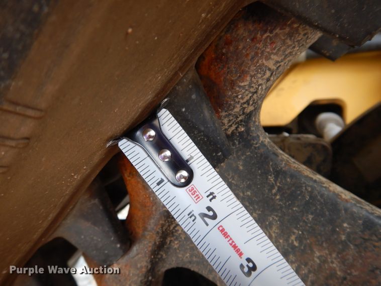 image for item IQ9711 2008 Vermeer RTX1250  cable plow