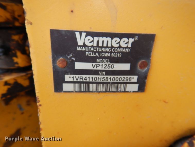 image for item IQ9711 2008 Vermeer RTX1250  cable plow