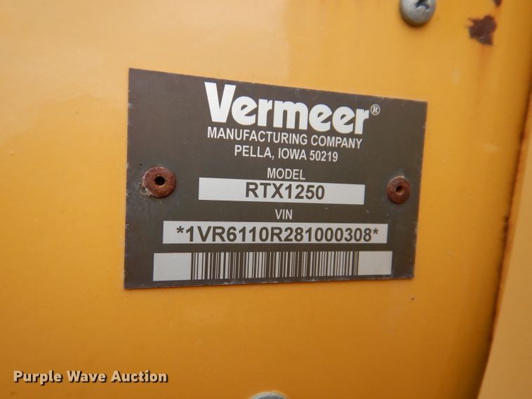 image for item IQ9711 2008 Vermeer RTX1250  cable plow