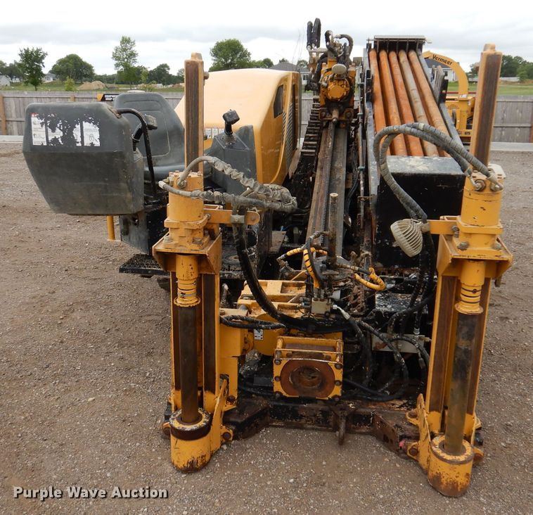 image for item IQ9712 2013 Vermeer D24X40 Series II  directional boring unit