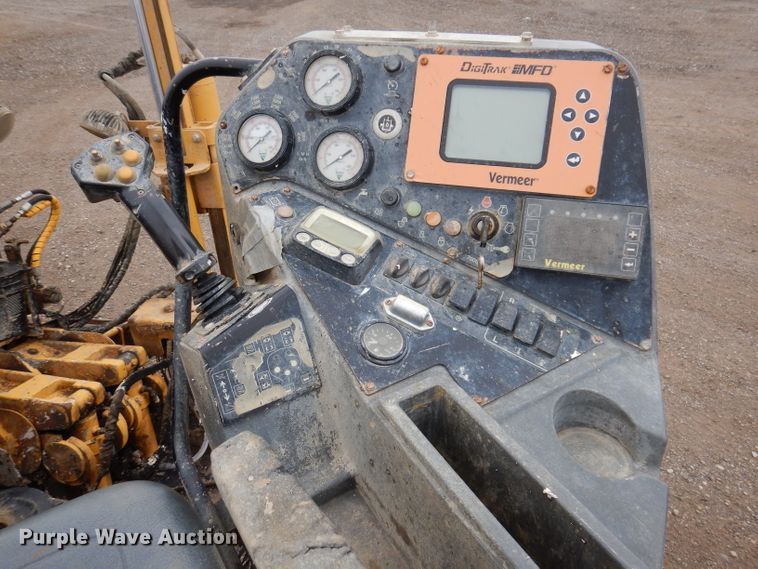 image for item IQ9712 2013 Vermeer D24X40 Series II  directional boring unit