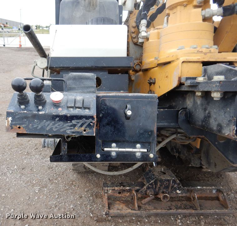 image for item IQ9712 2013 Vermeer D24X40 Series II  directional boring unit