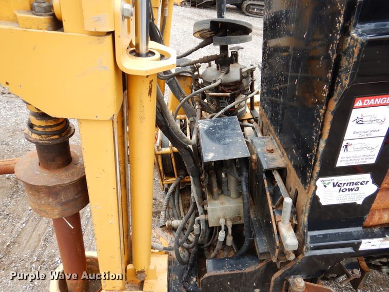 image for item IQ9714 2014 Vermeer D24X40 Series II  directional boring unit