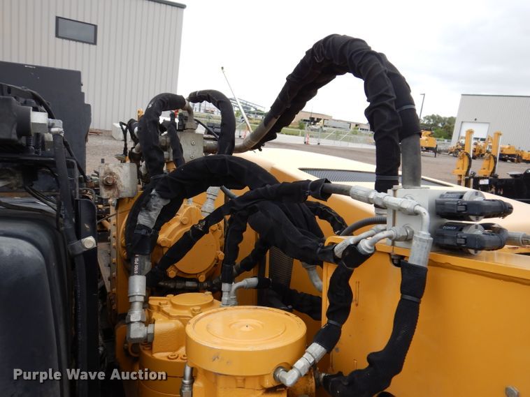 image for item IQ9714 2014 Vermeer D24X40 Series II  directional boring unit