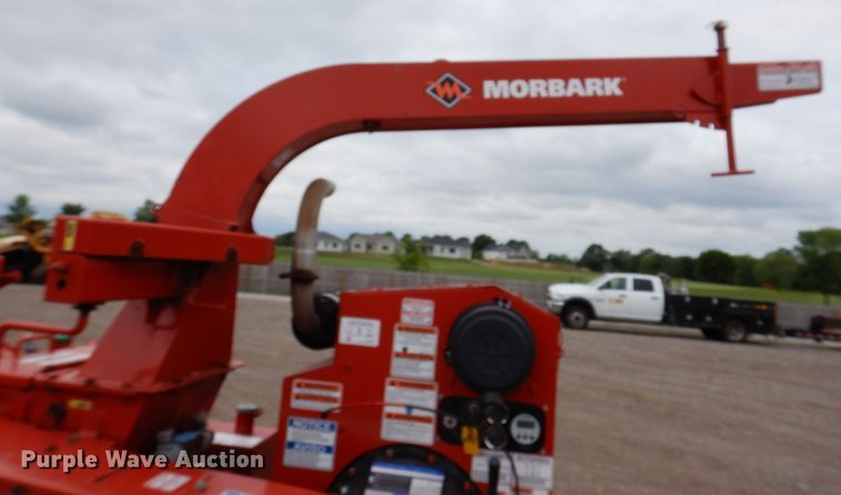 image for item IQ9715 2015 Morbark Beever M12R  wood chipper