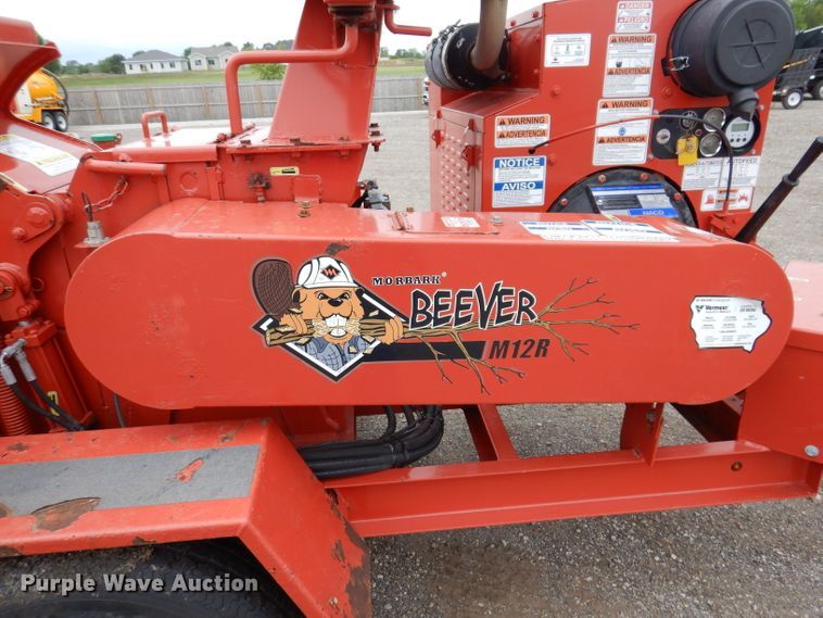 image for item IQ9715 2015 Morbark Beever M12R  wood chipper