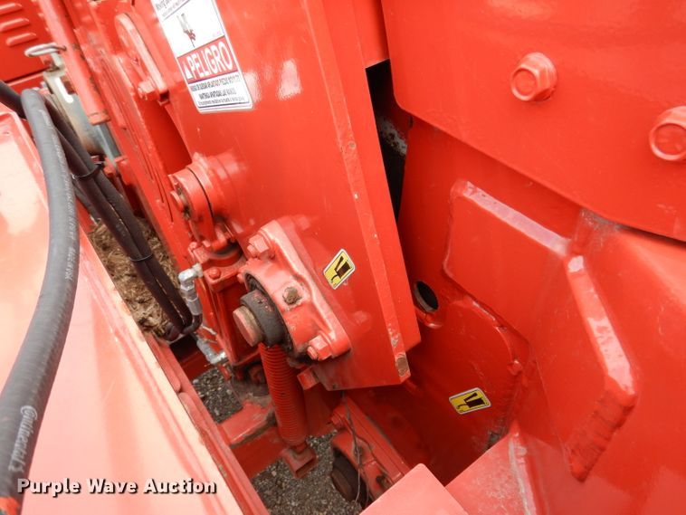 image for item IQ9715 2015 Morbark Beever M12R  wood chipper