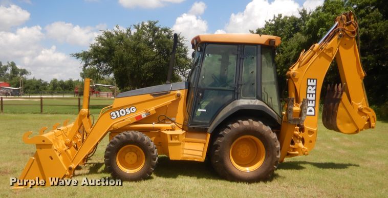 image for item IT9608 2003 John Deere 310SG  backhoe