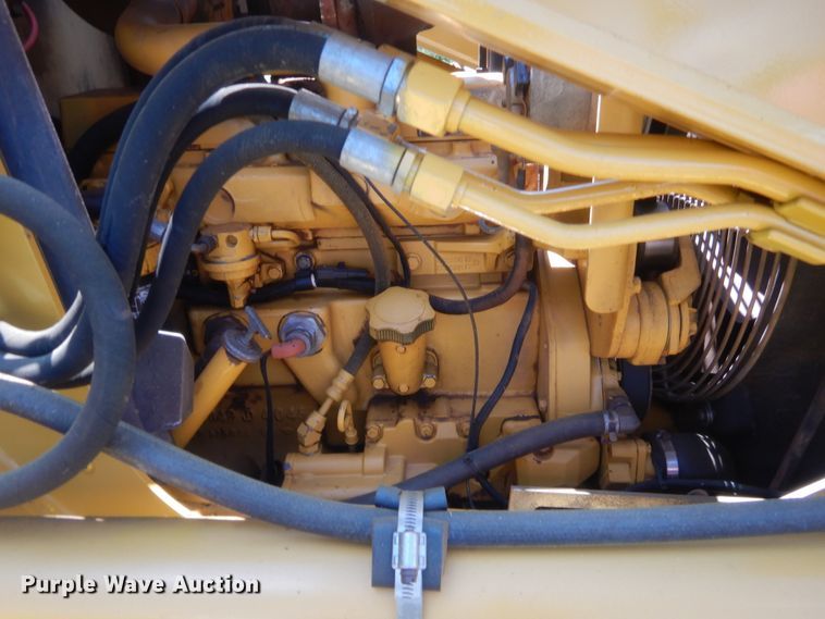 image for item IT9608 2003 John Deere 310SG  backhoe