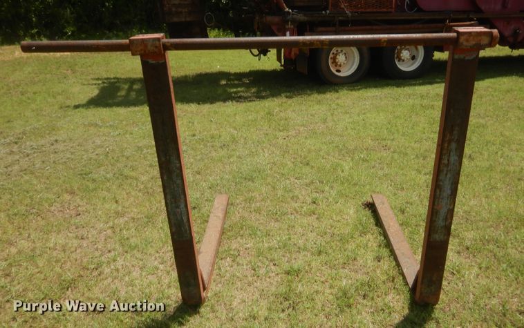 image for item IT9608 2003 John Deere 310SG  backhoe