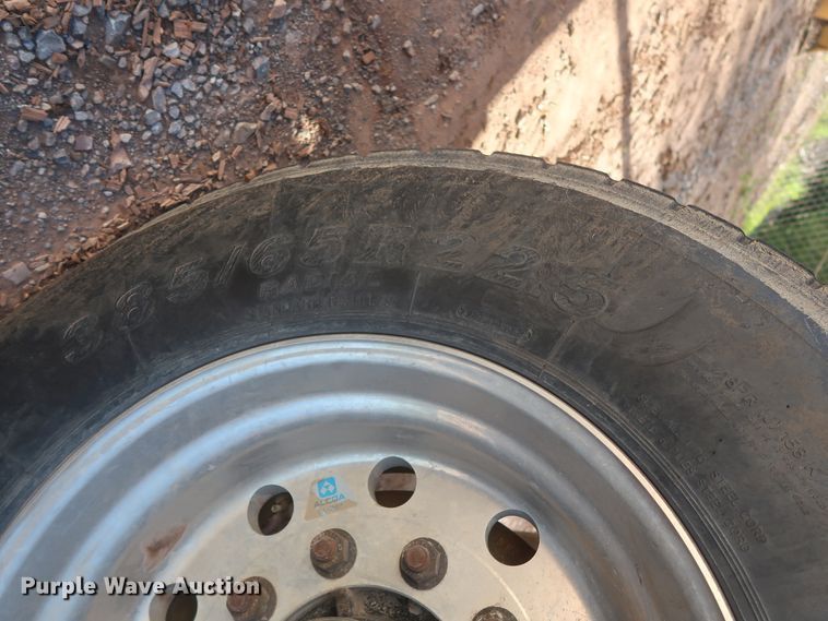 image for item IT9609 2014 Vermeer HG4000  horizontal grinder