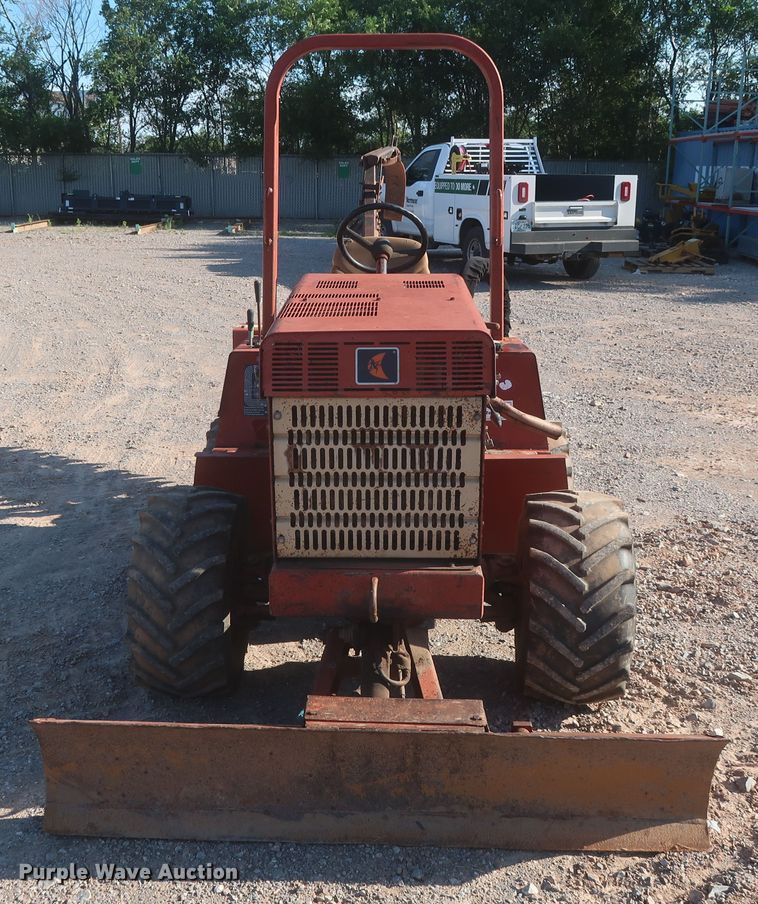 image for item IT9610 1997 Ditch Witch 3700  trencher