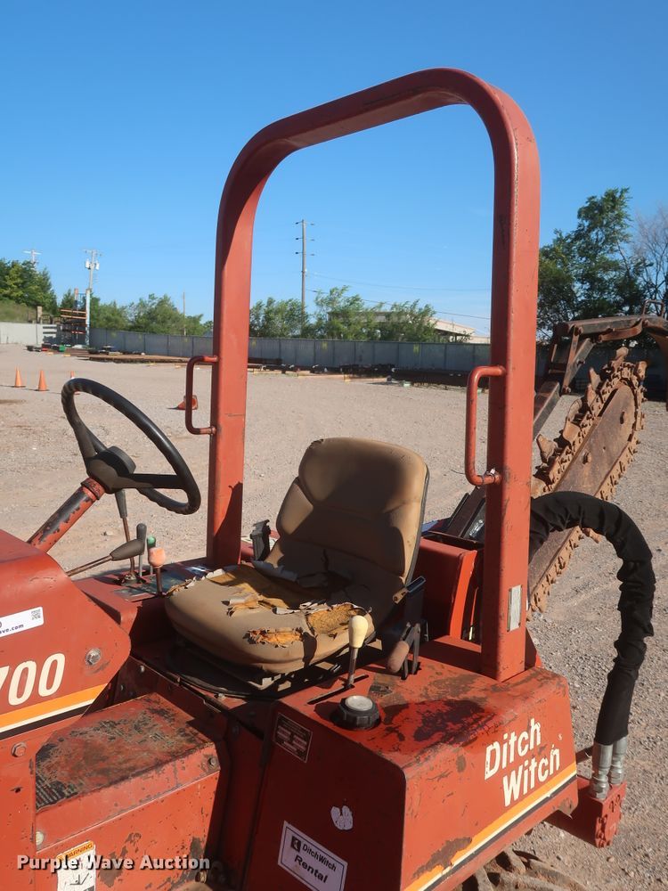 image for item IT9610 1997 Ditch Witch 3700  trencher