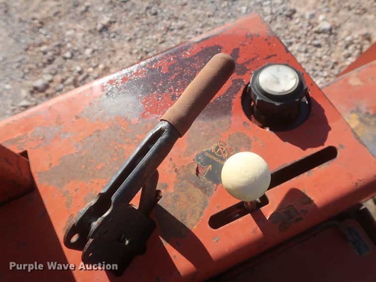 image for item IT9610 1997 Ditch Witch 3700  trencher