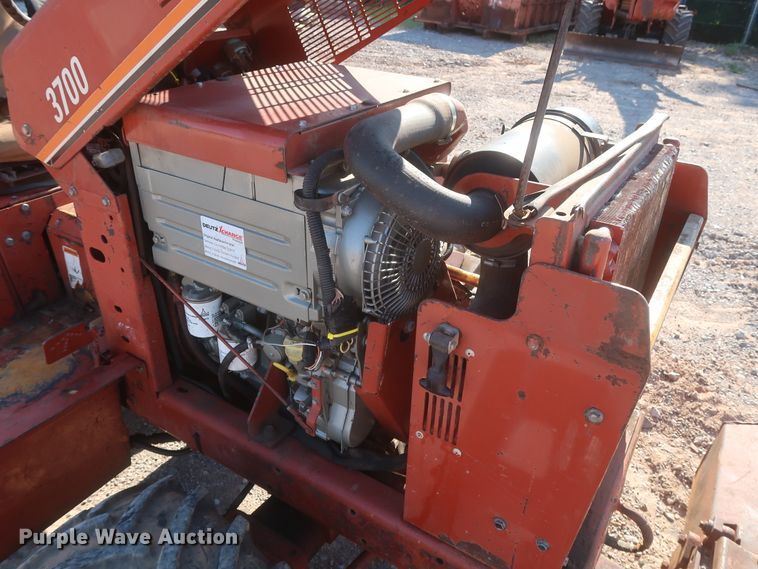 image for item IT9610 1997 Ditch Witch 3700  trencher