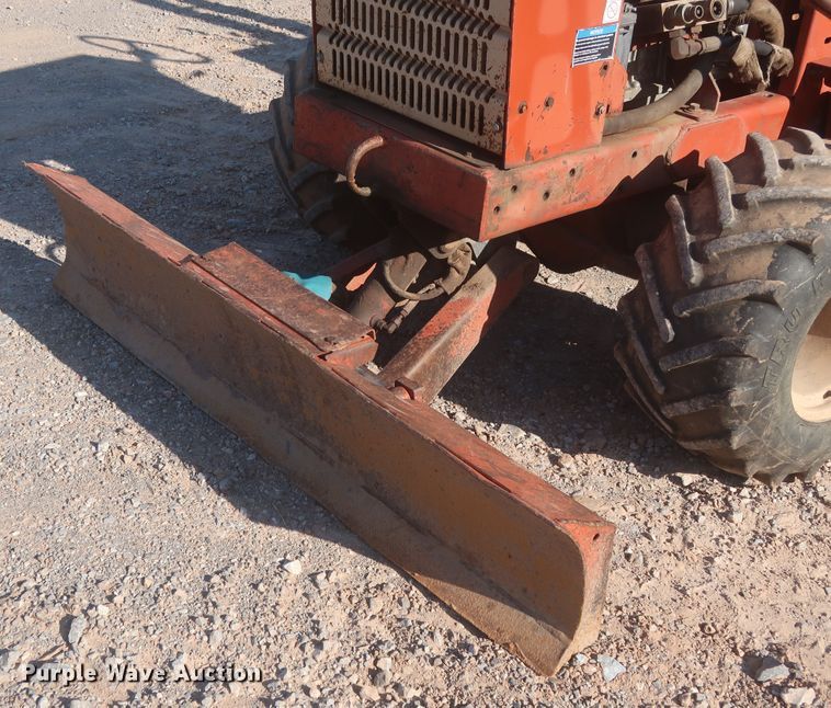 image for item IT9610 1997 Ditch Witch 3700  trencher