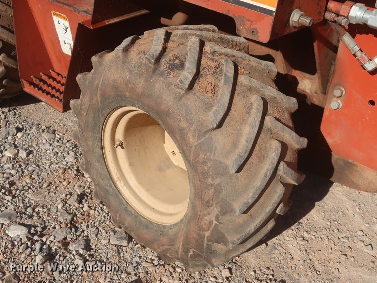 image for item IT9610 1997 Ditch Witch 3700  trencher