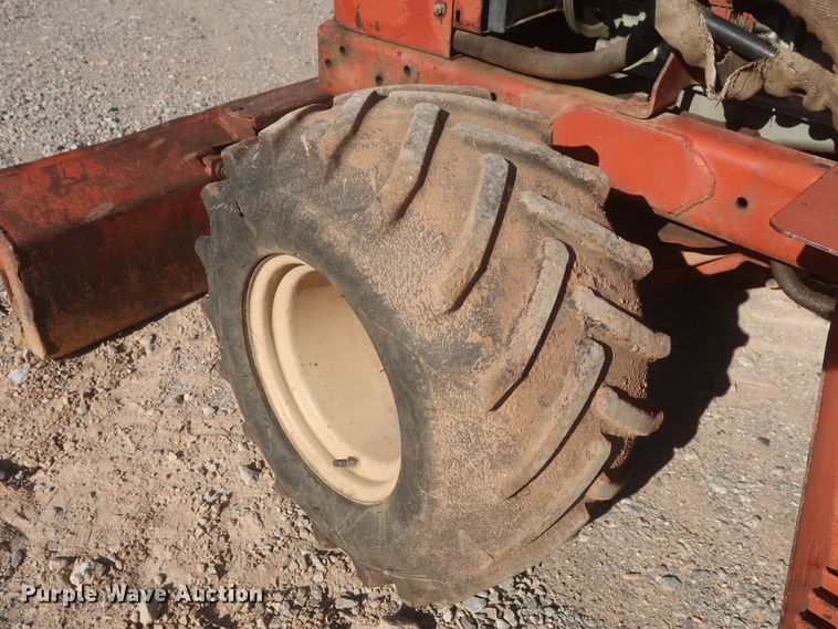 image for item IT9610 1997 Ditch Witch 3700  trencher
