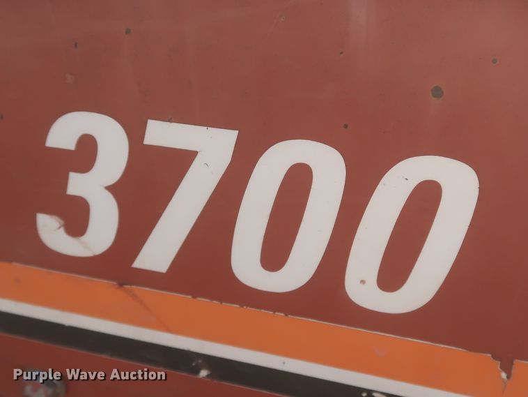 image for item IT9610 1997 Ditch Witch 3700  trencher