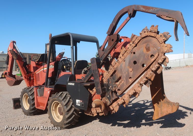 image for item IT9611 2005 Ditch Witch RT115  trencher