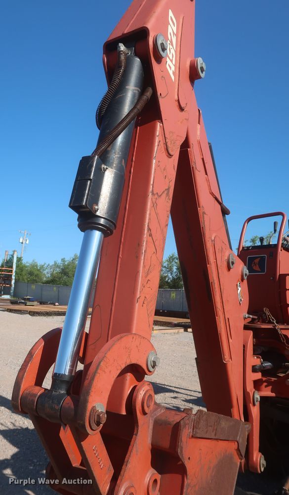 image for item IT9611 2005 Ditch Witch RT115  trencher