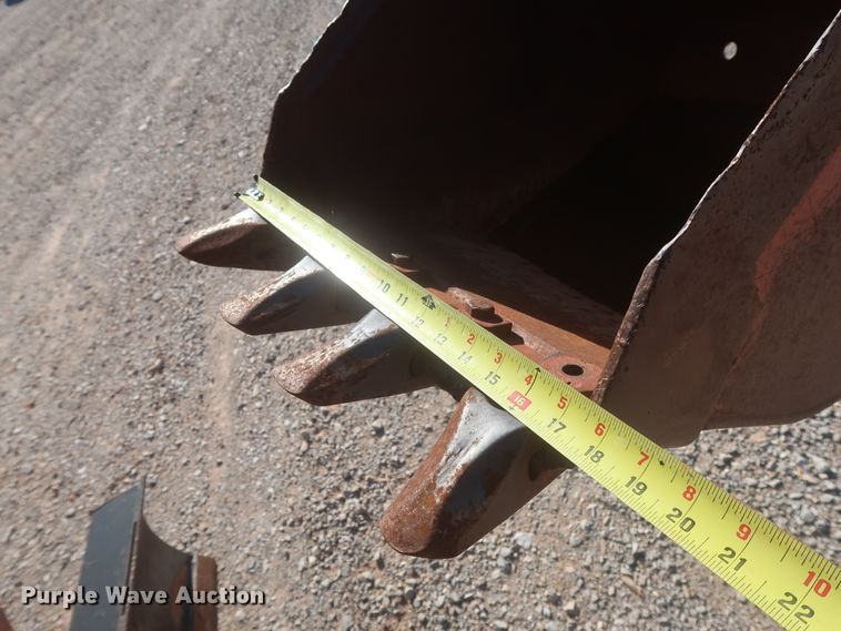 image for item IT9611 2005 Ditch Witch RT115  trencher