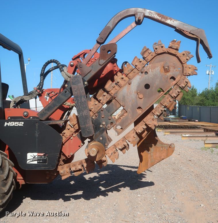 image for item IT9611 2005 Ditch Witch RT115  trencher