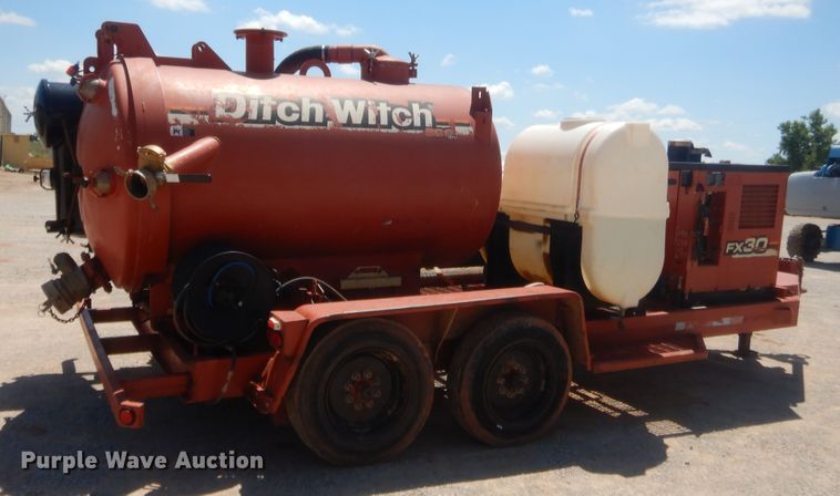image for item IT9624 2009 Ditch Witch FX30  vacuum excavator