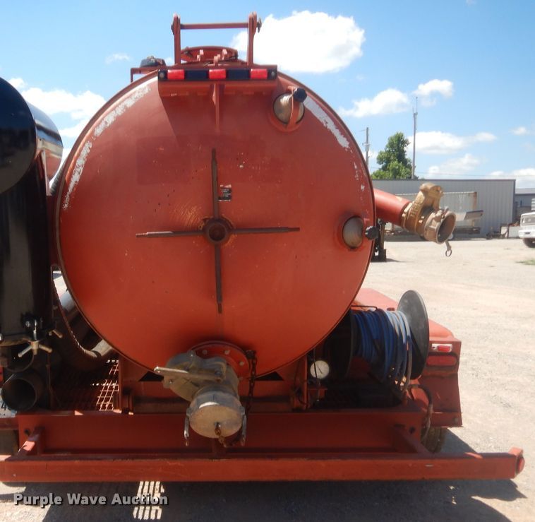 image for item IT9624 2009 Ditch Witch FX30  vacuum excavator