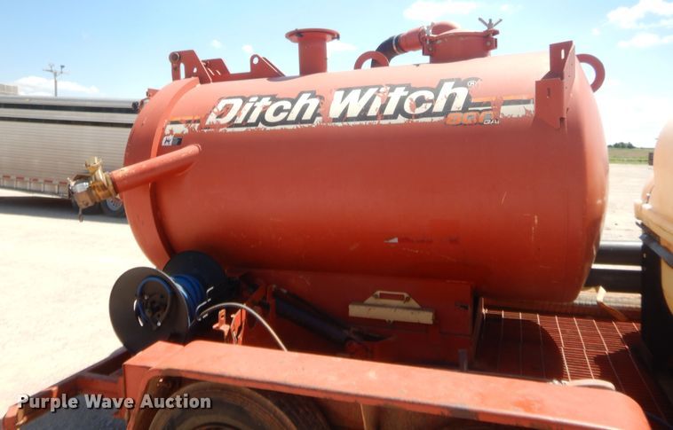 image for item IT9624 2009 Ditch Witch FX30  vacuum excavator