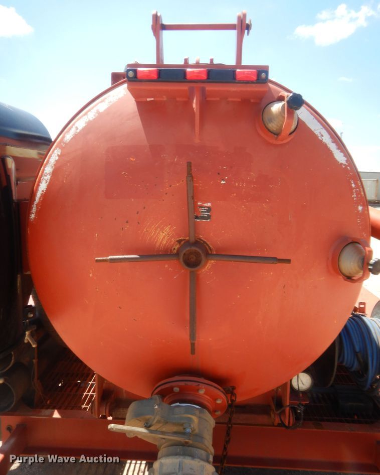 image for item IT9624 2009 Ditch Witch FX30  vacuum excavator