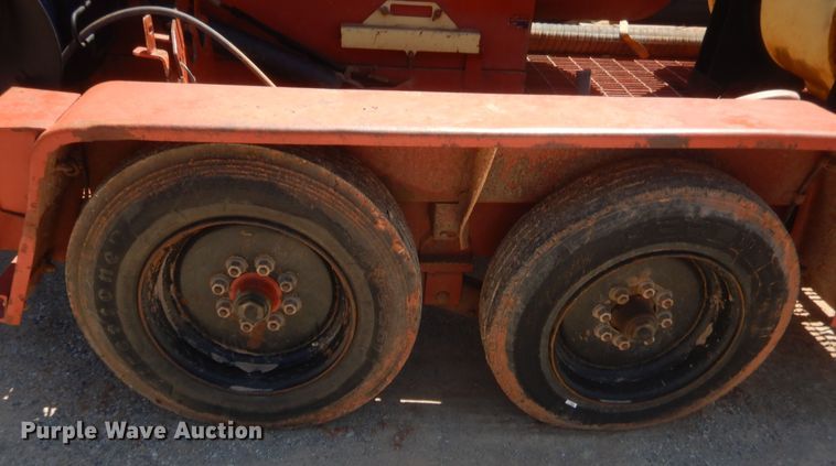 image for item IT9624 2009 Ditch Witch FX30  vacuum excavator