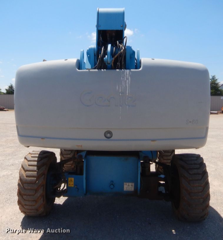image for item IT9626 2006 Genie S60  boom lift