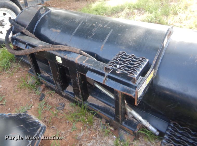 image for item IT9633 2012 Caterpillar LT18B  skid steer tiller