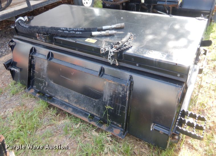 image for item IT9634 Caterpillar BP118C  84"W skid steer sweeper