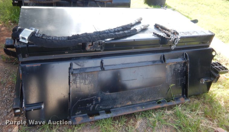 image for item IT9634 Caterpillar BP118C  84"W skid steer sweeper