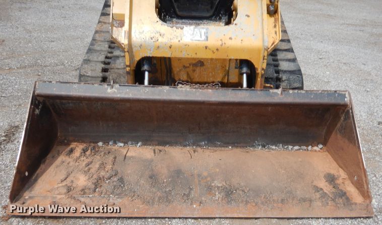 image for item IT9649 2014 Caterpillar 279D  tracked skid steer loader