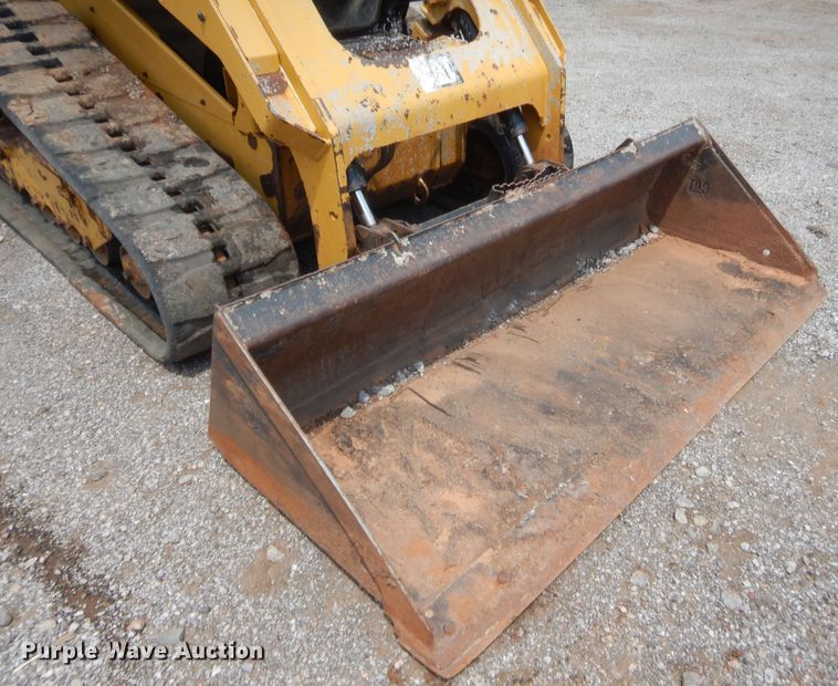 image for item IT9649 2014 Caterpillar 279D  tracked skid steer loader