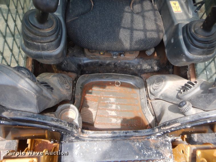 image for item IT9649 2014 Caterpillar 279D  tracked skid steer loader