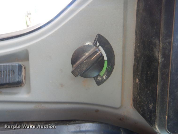 image for item IT9649 2014 Caterpillar 279D  tracked skid steer loader