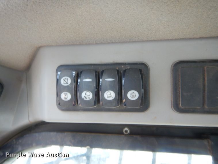 image for item IT9649 2014 Caterpillar 279D  tracked skid steer loader