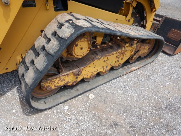 image for item IT9649 2014 Caterpillar 279D  tracked skid steer loader