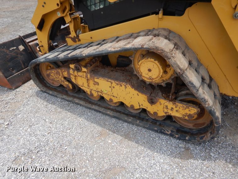 image for item IT9649 2014 Caterpillar 279D  tracked skid steer loader