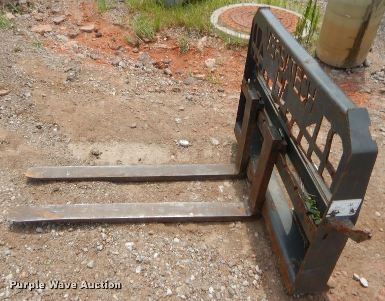 image for item IT9649 2014 Caterpillar 279D  tracked skid steer loader