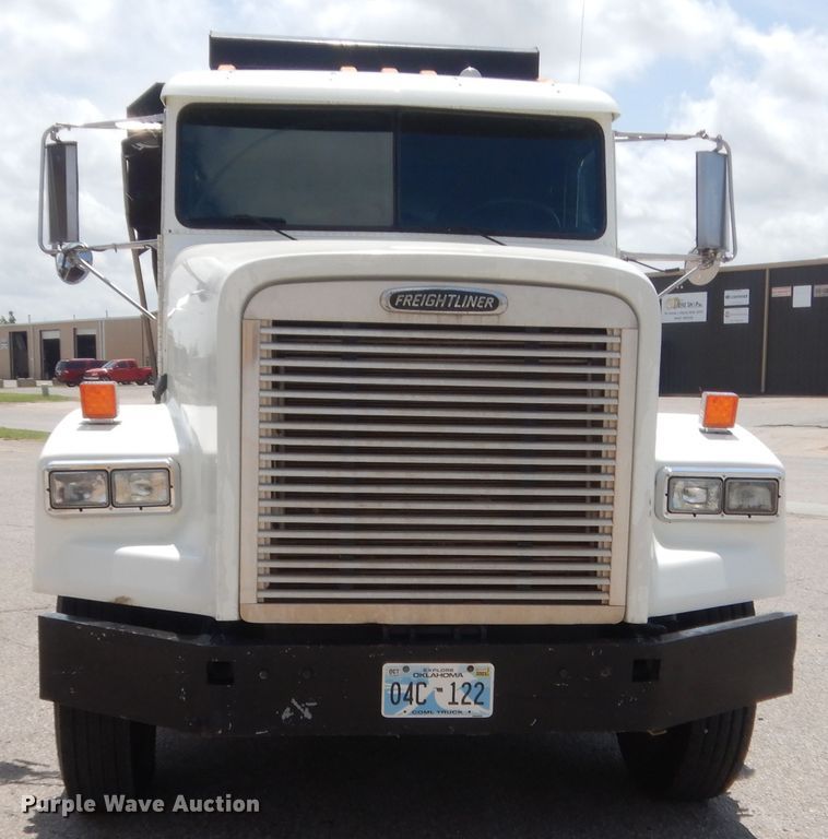 image for item IT9671 2009 Freightliner FLD120  dump truck