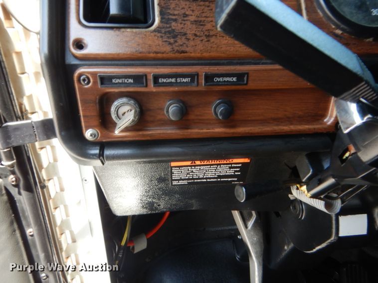 image for item IT9671 2009 Freightliner FLD120  dump truck