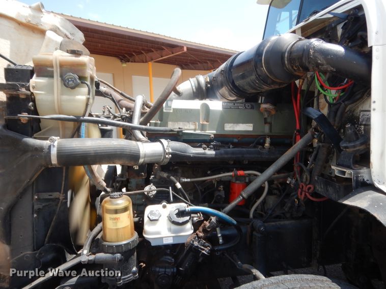 image for item IT9671 2009 Freightliner FLD120  dump truck