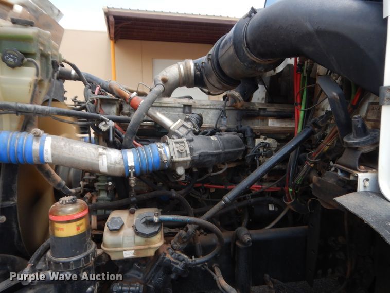 image for item IT9672 2009 Freightliner FLD120  dump truck