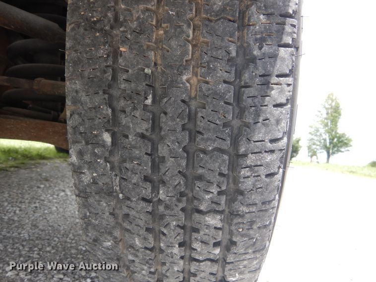 image for item JI9603 2006 Chevrolet Express G3500  box truck